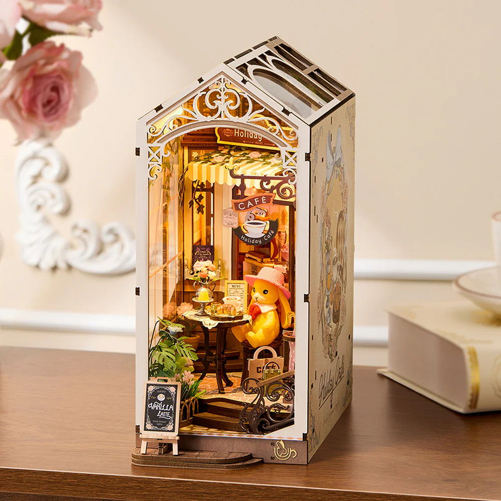 DIY Booknook - Holiday Café