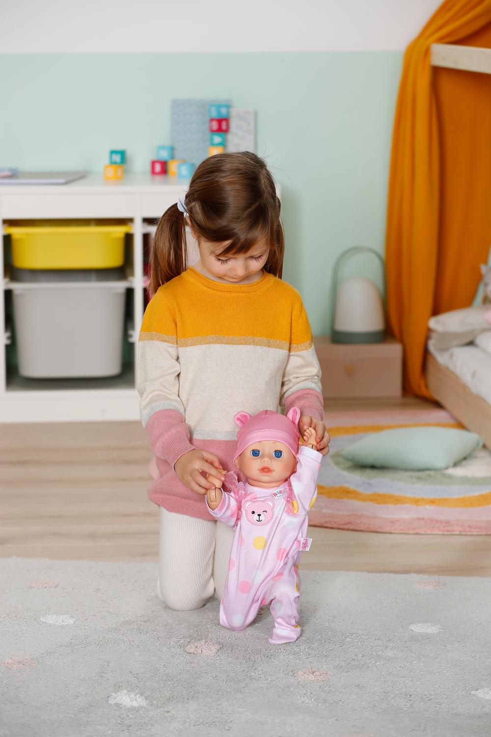 BABY Born - Emily marche avec moi 43 cm