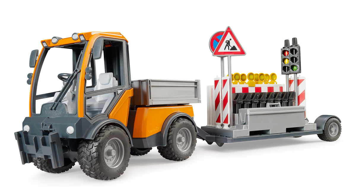 VarioCar with platform and road safety trailer