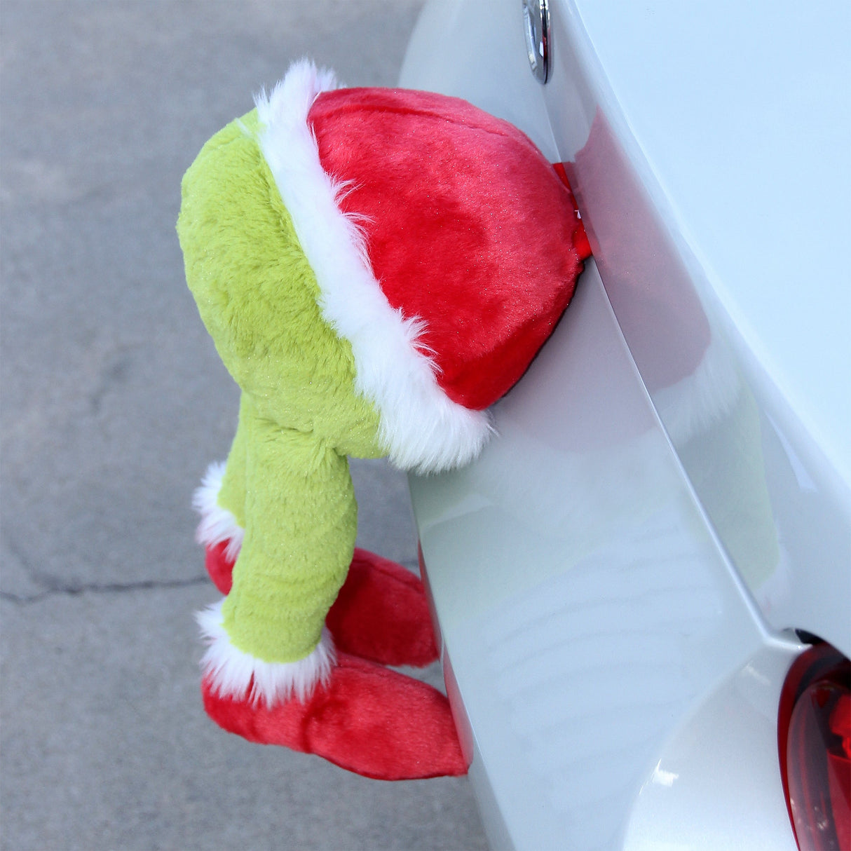 Dr. Seuss - Hangin' Out Grinch - 15 in