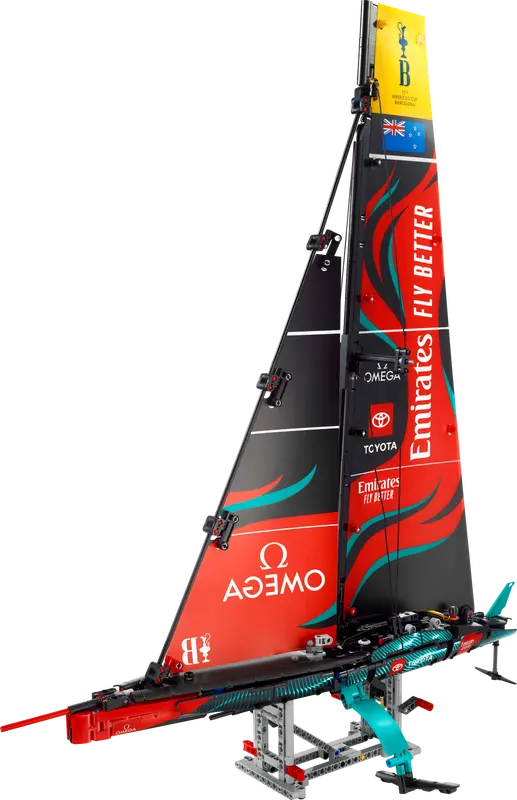 Emirates Team New Zealand AC75 Yacht - Technic