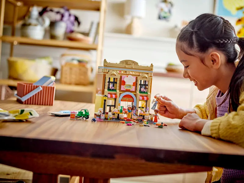 The restaurant and cooking school - Friends