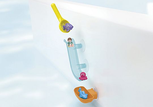 Grand toboggan aquatique et animaux