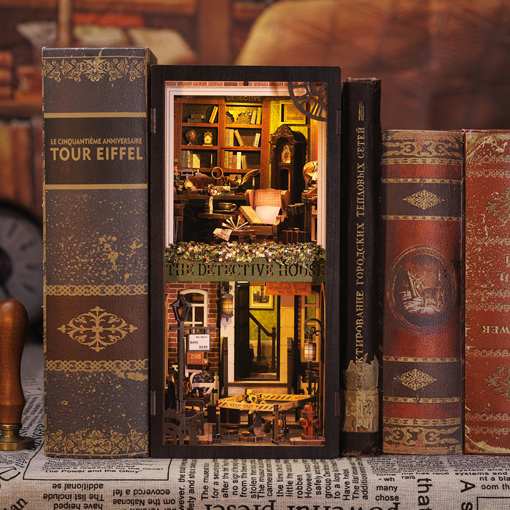 BookNook - Rose Détective Privé (Fr)
