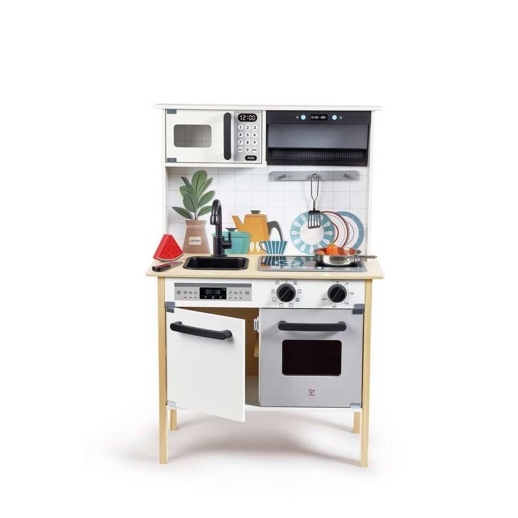 Cuisine interactive en bois
