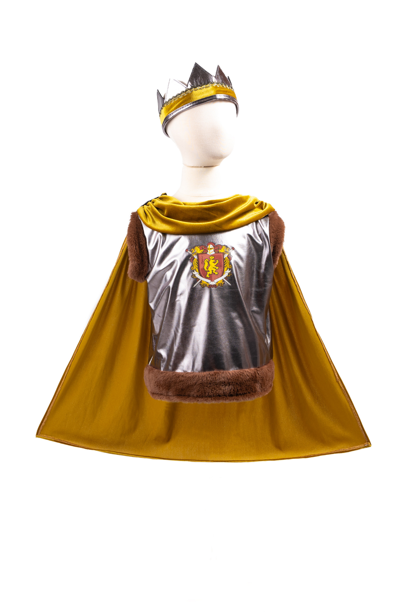 Sir Wolfheart Tunic Cape and Crown