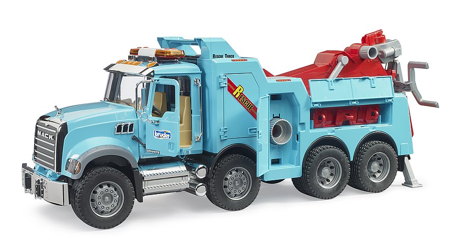 MACK Granite Heavy Tow Truck BRUDER