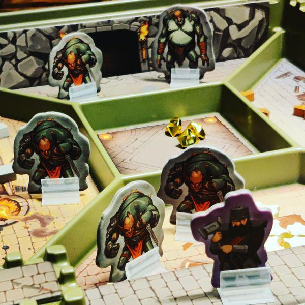 The Siege of Runedar (Bil) - La Ribouldingue