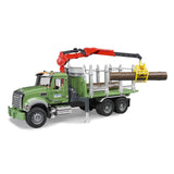 Camion de transport de bois granite MACK avec troncs d'arbres