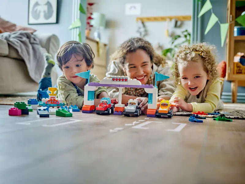 Les voitures de course et les pilotes d’écurie de F1 - Duplo