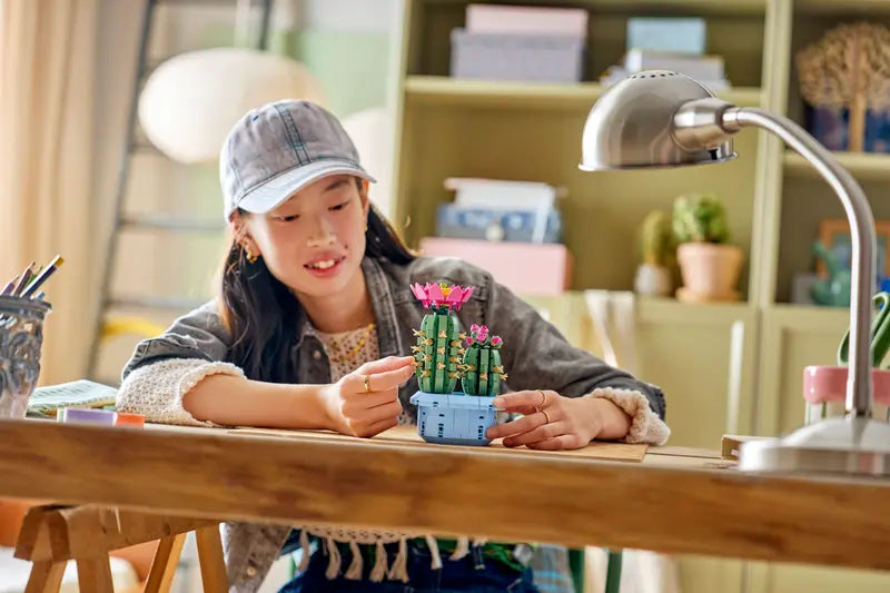 Le cactus en fleurs - Botanical Collection