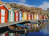 Cabanes de bateaux colorés en Suède - 100 mcx XL