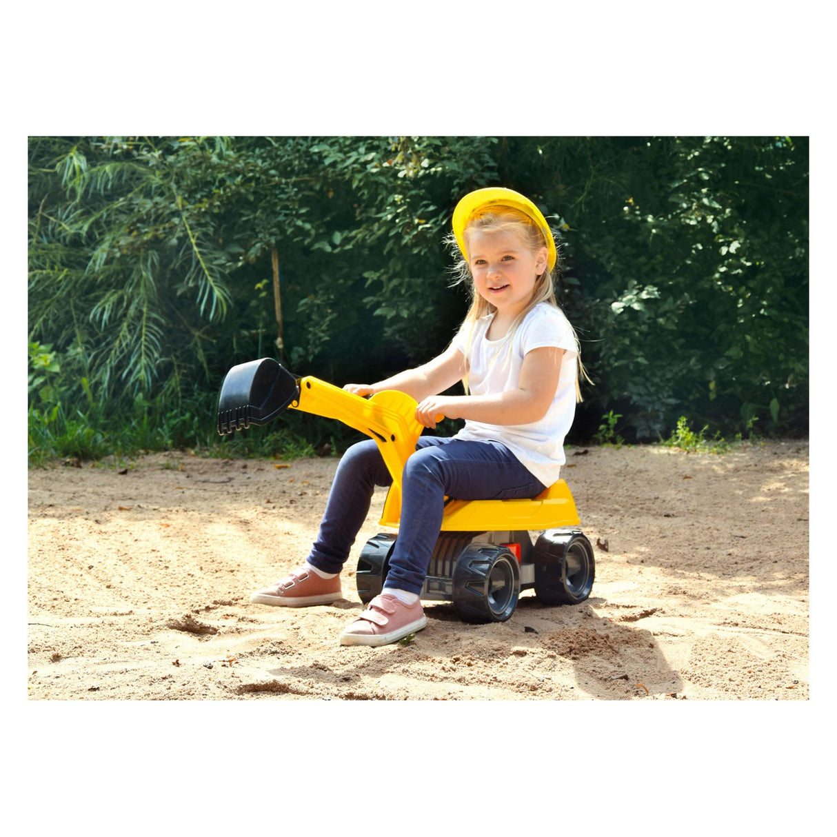 Lena Giga Trucks - Excavatrice