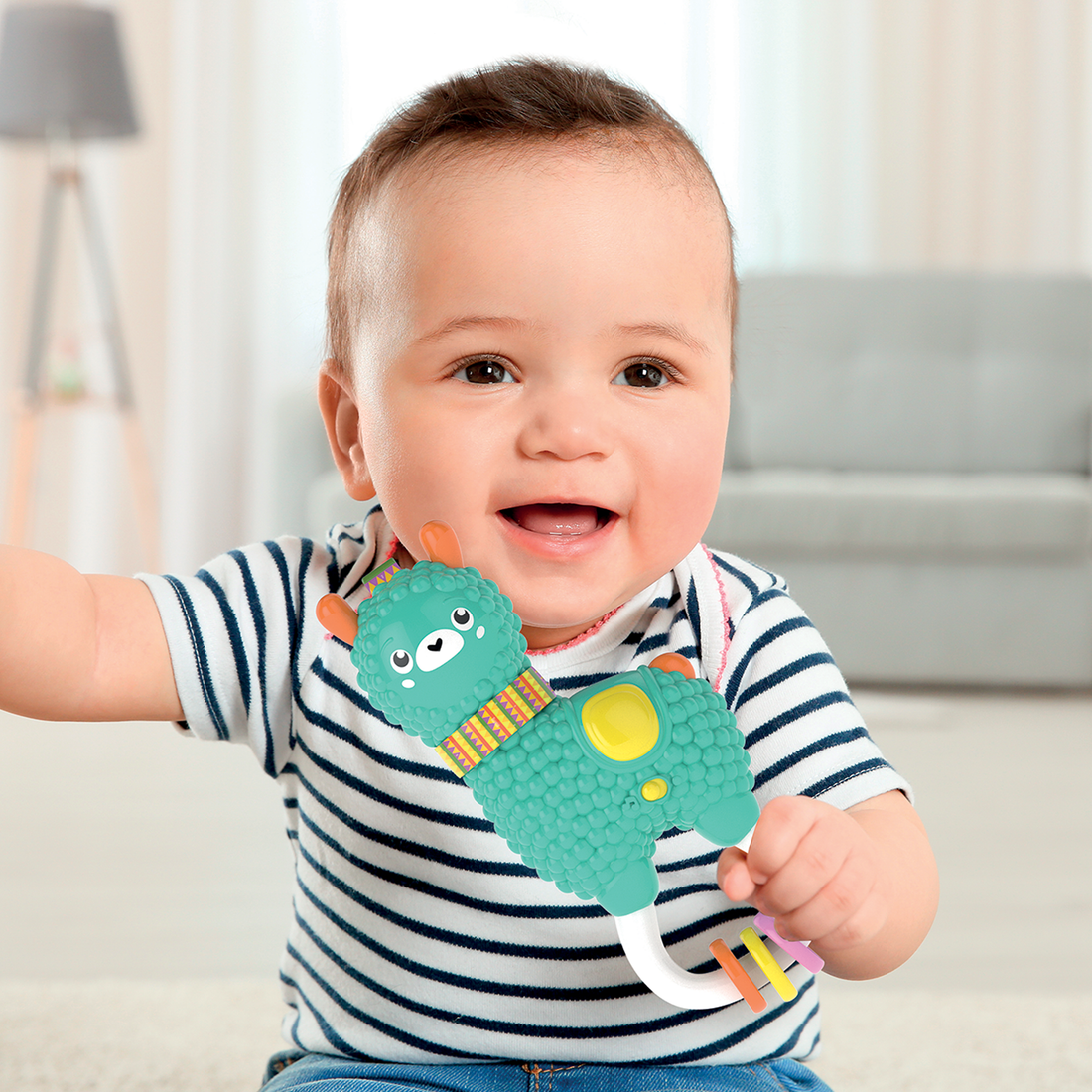 Interactive Rattle - Happy Alpaca