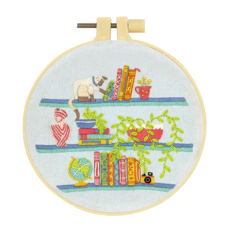 Embroidery Kit - Book Lover (Bil)
