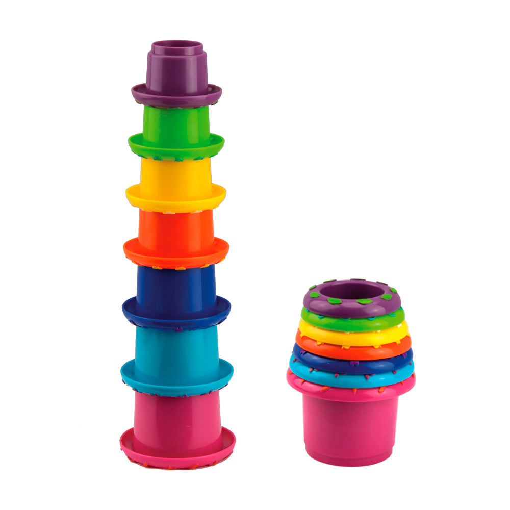 Zak! Designs Gobelet isotherme avec couvercle à visser et paille Elsa et Anna de la Reine des neiges, plastique, multicolore, 13 oz Zak! Designs Gobelet isotherme avec couvercle à visser et paille Elsa et Anna de la Reine des neiges, plastique, multicolore, 13 oz