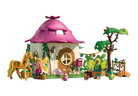 Cozy Fairy Home with Golden Unicorn - Magic Unicorns