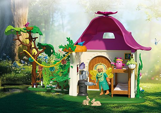 Cozy Fairy Home with Golden Unicorn - Magic Unicorns