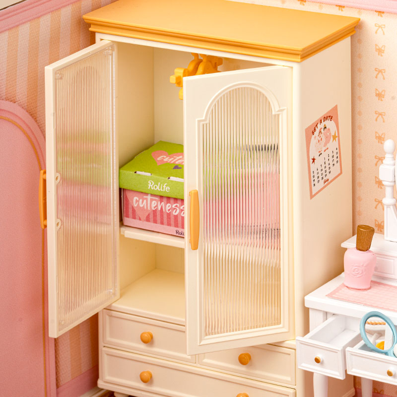 DIY - Super Creator - Lovely Pink Bedroom