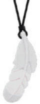 Collier mâchouille plume