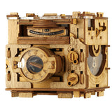 Clue Box - Cambridge Labyrinth (Multi)