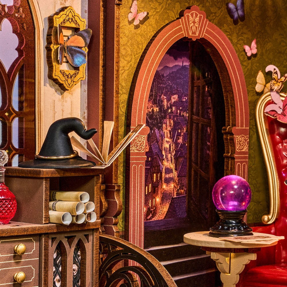 DIY Booknook - Magic Fantasy Corner