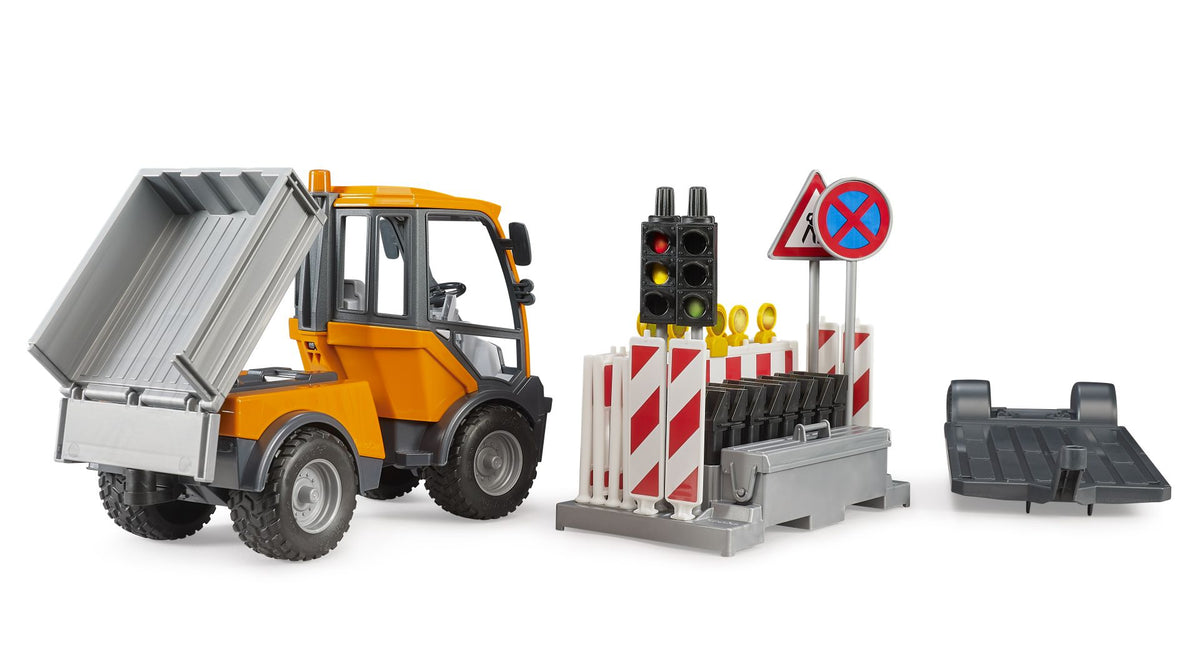VarioCar with platform and road safety trailer