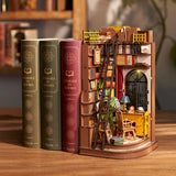 DIY Booknook - Silent Corner Study