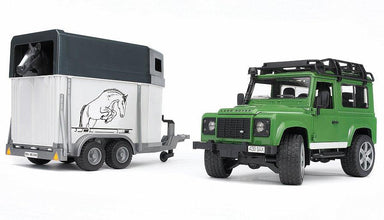 Land Rover Defender avec van pour chevaux - La Ribouldingue