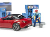 Station service Bworld avec véhicule et station de lavage - La Ribouldingue